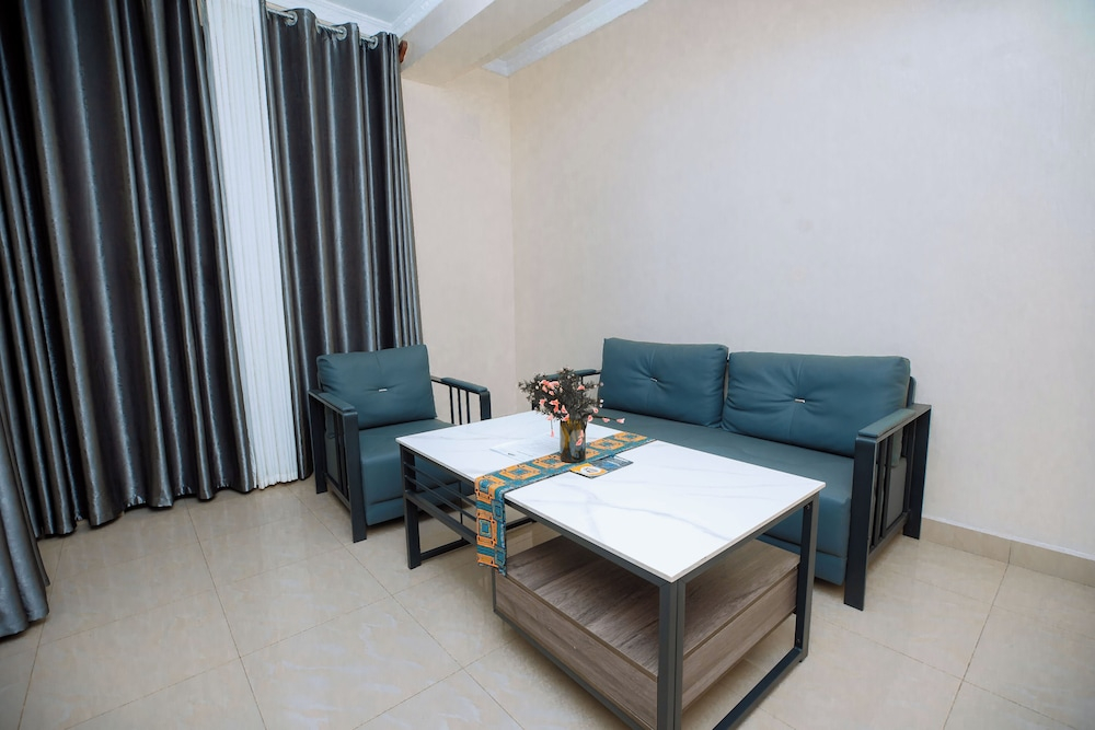 Shaste City Hotel