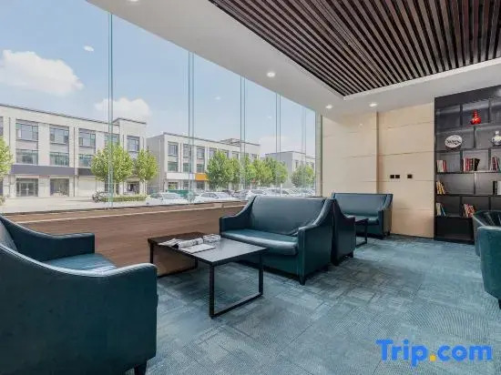 Zhongmu  TianYi  Hotel
