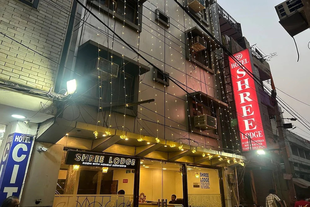 Hotel Re Pose Villa Walking Distance From New Delhi Railway Station and R K Ashram Metro Station