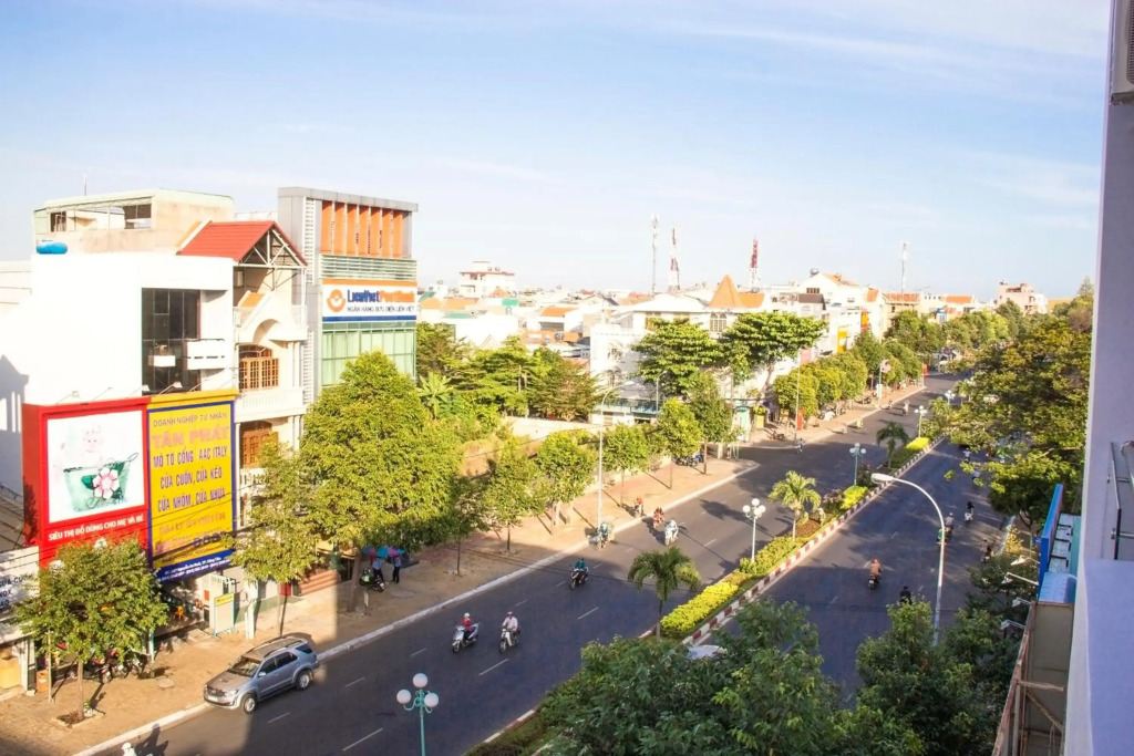 Nha nghi Linh Quan