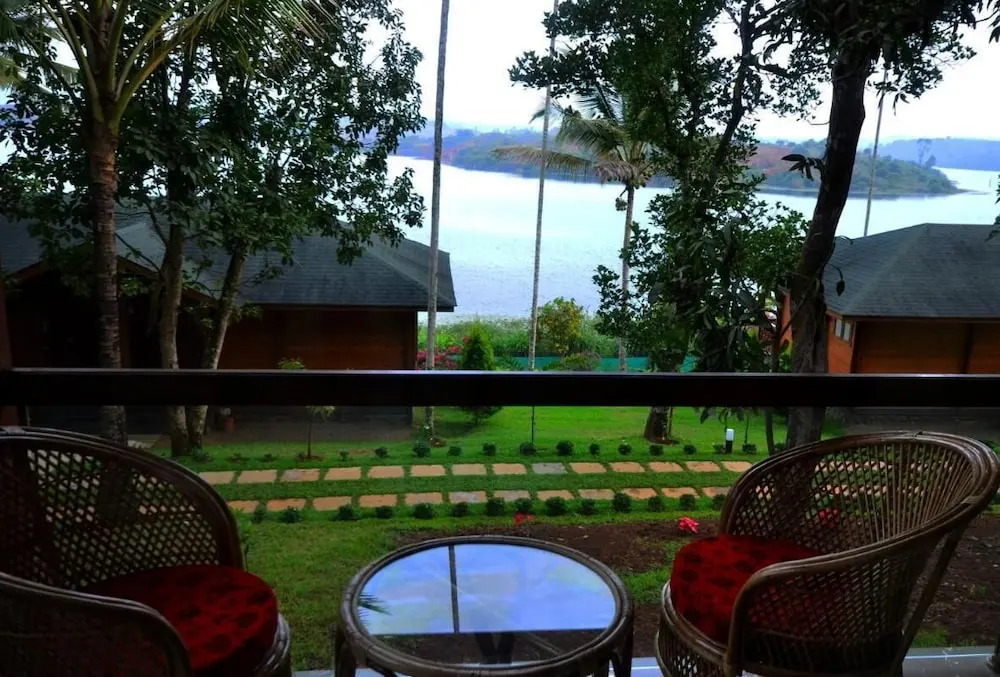 LakeRose Wayanad Resort - Superior lake view