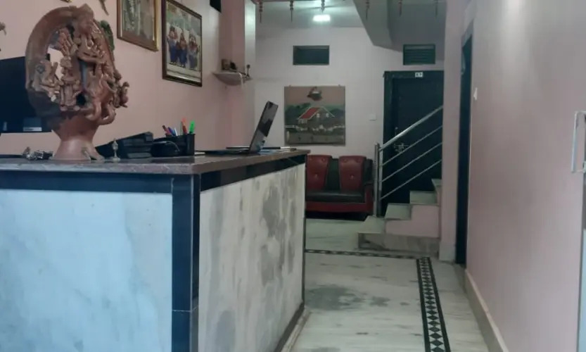 Goroomgo Shree Bhumi puri