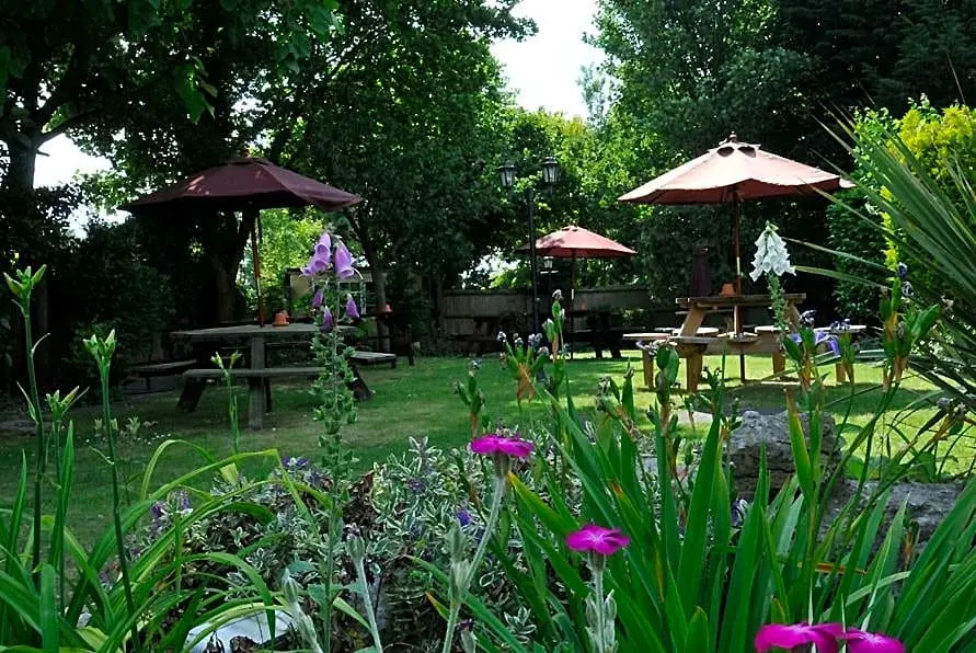 Zaheers Hotel