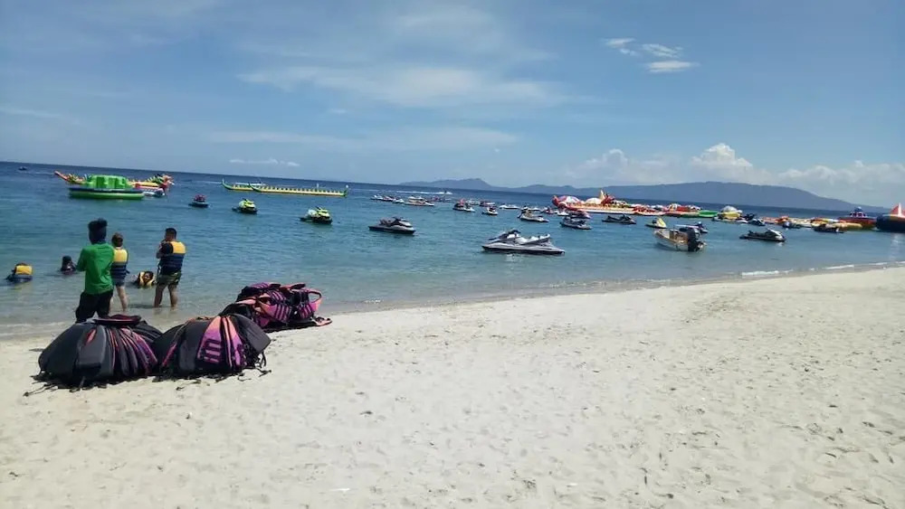 WHITE BEACH GUEST HOUSE