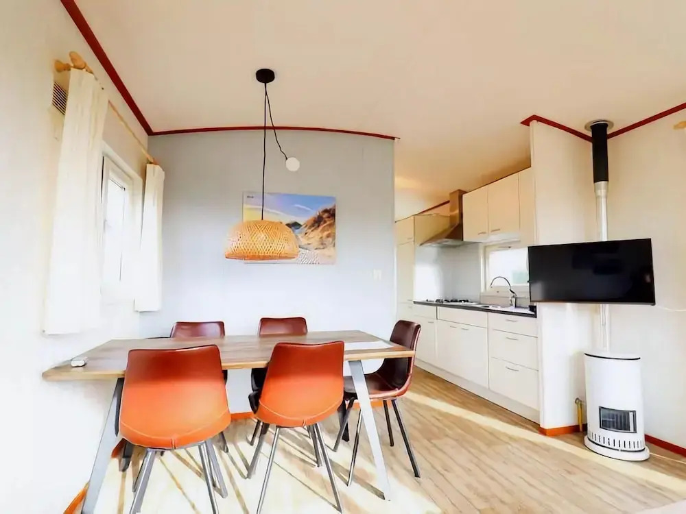 Restful Dune Chalet in Hollum