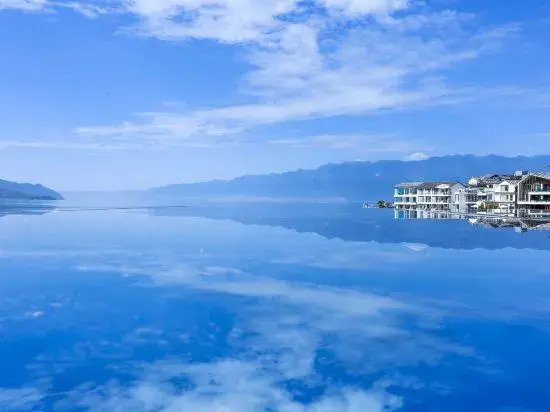 Dali Guqinhai Sea Viewing Inn