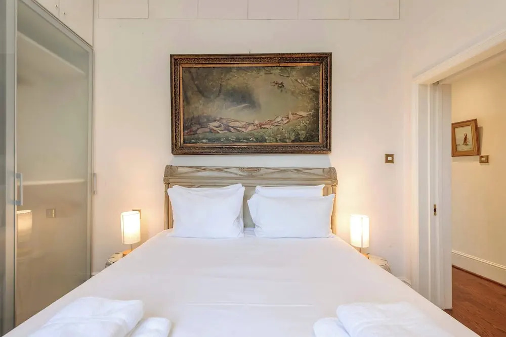 Charming 2 Bedroom Flat - Knightsbridge