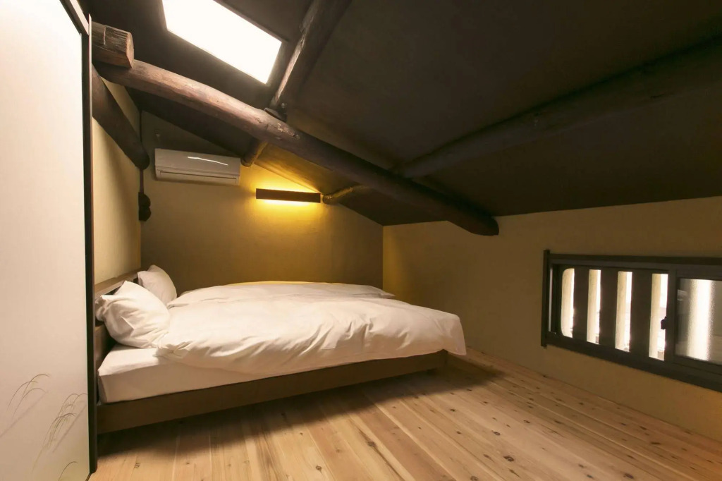Yamanaka Aburaten Machiya Guesthouse