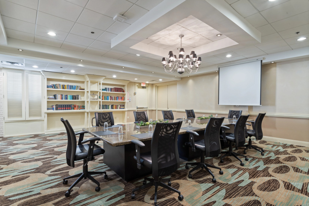 Crowne Plaza Executive Center Baton Rouge by IHG