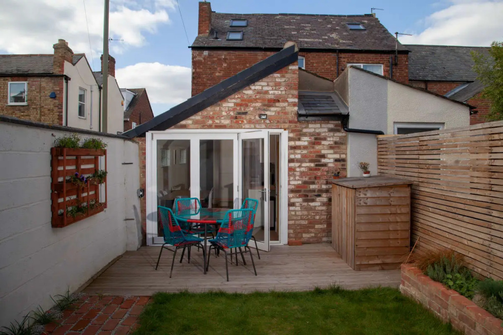 The Old Post Office - Bright & Modern 4bdr Townhouse With Private Garden