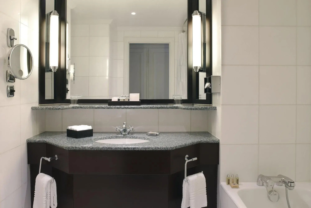 Paris Marriott Champs Elysees Hotel