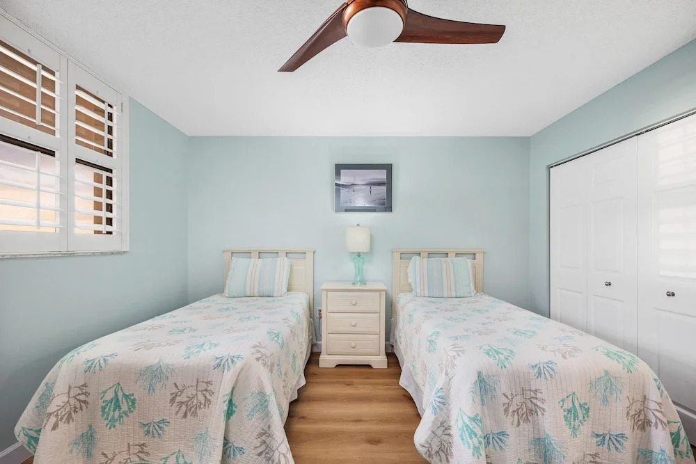 Sand Dollar III 308