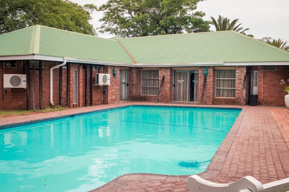 Horseshoe Inn and Conference Center