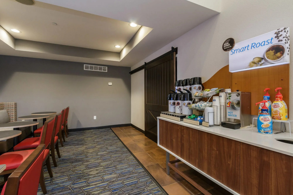 Holiday Inn Express & Suites - South Bend - Notre Dame Univ