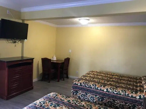 Colony Inn Motel