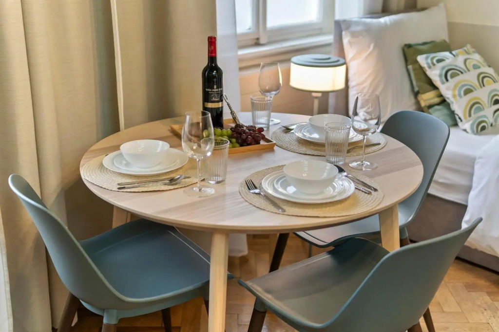 APTs in OLD TOWN PRAGUE by Michal&Friends