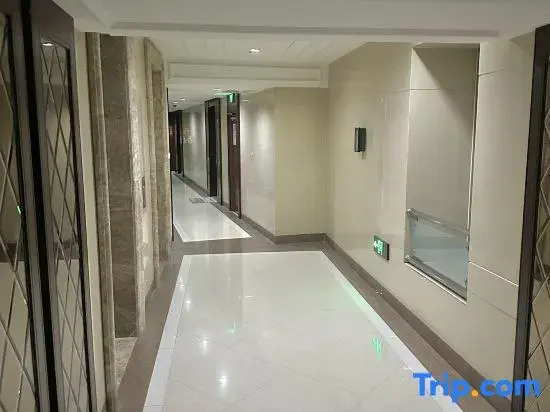 Shanghai Z·Home Homestay (Riyueguang Earl Residence)