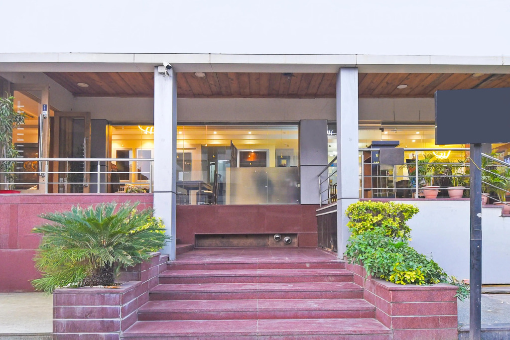 Townhouse JLN Marg Formerly Ritz Residency