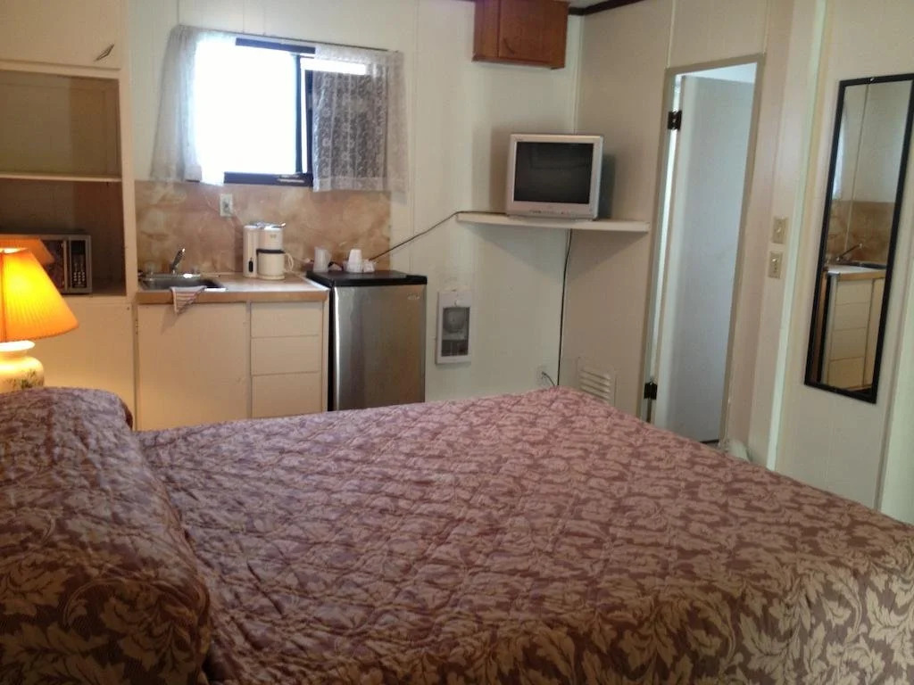 Twi-Lite Motel