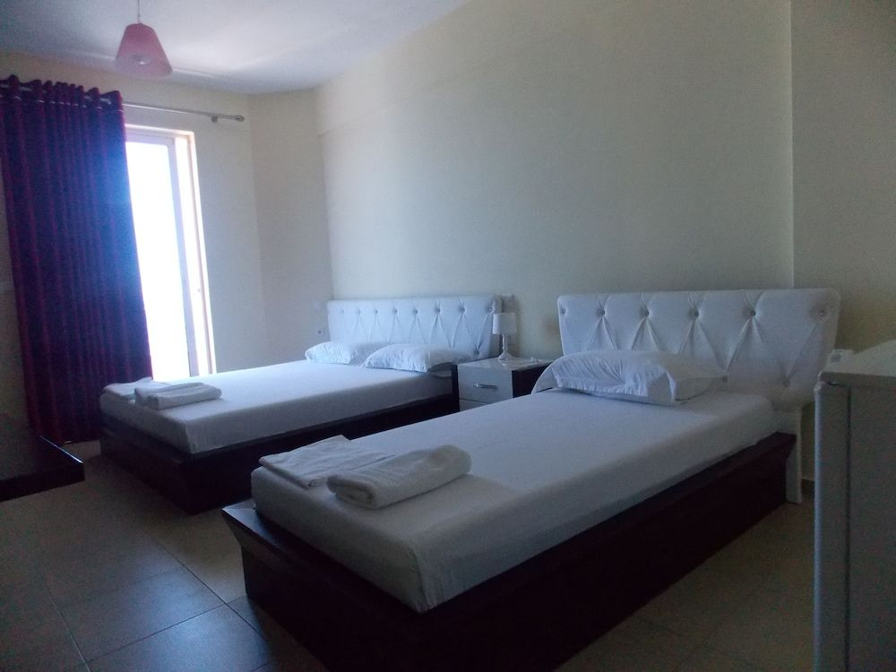 Hotel Summer