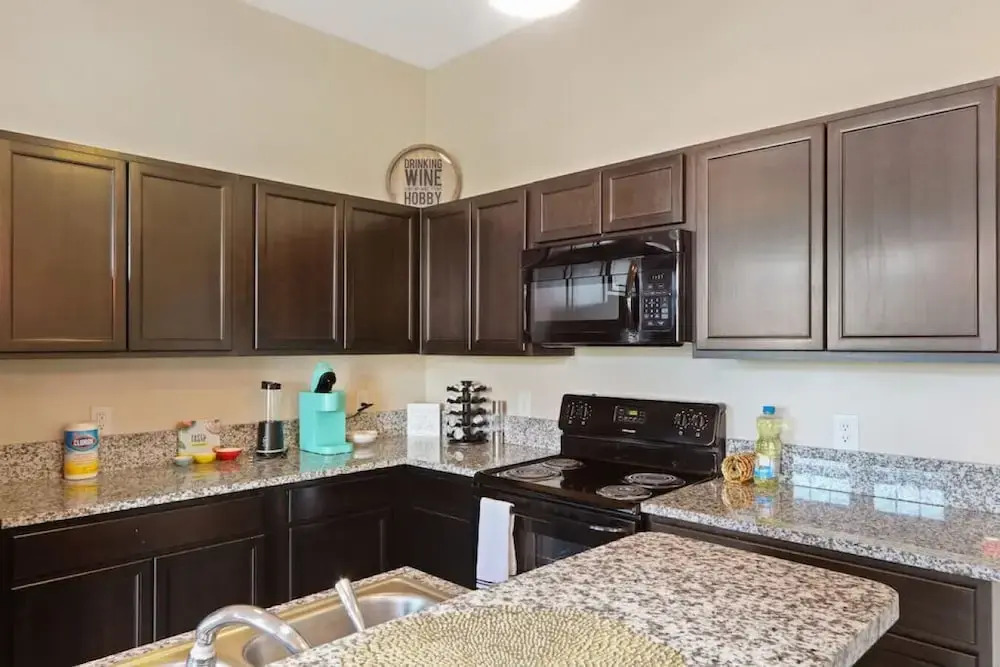 Cozy 3bd, 3BA Downtown Indy