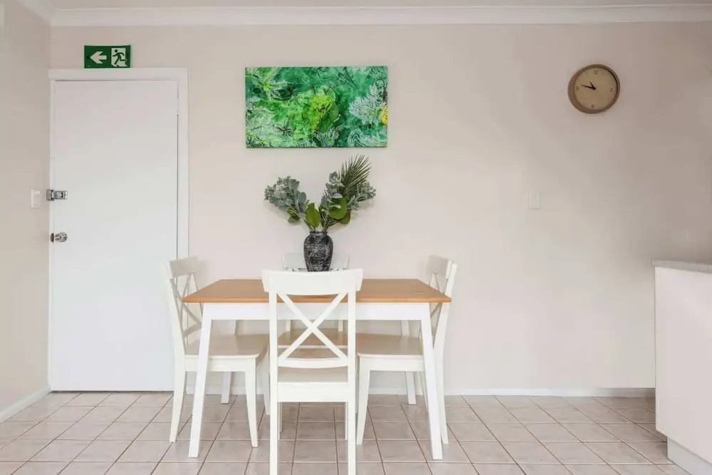 Bright & Comfortable 1BR Unit in Trendy Brunswick!