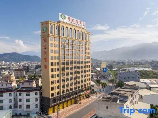 Vienna Hotel (Chaozhou High-speed Railway Station and Jieyang Chaozhou International Airport Store)