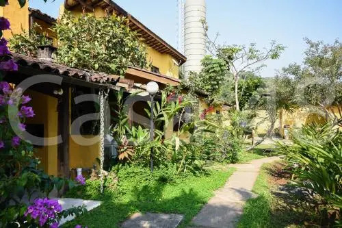 Casa em Condominio Camburi