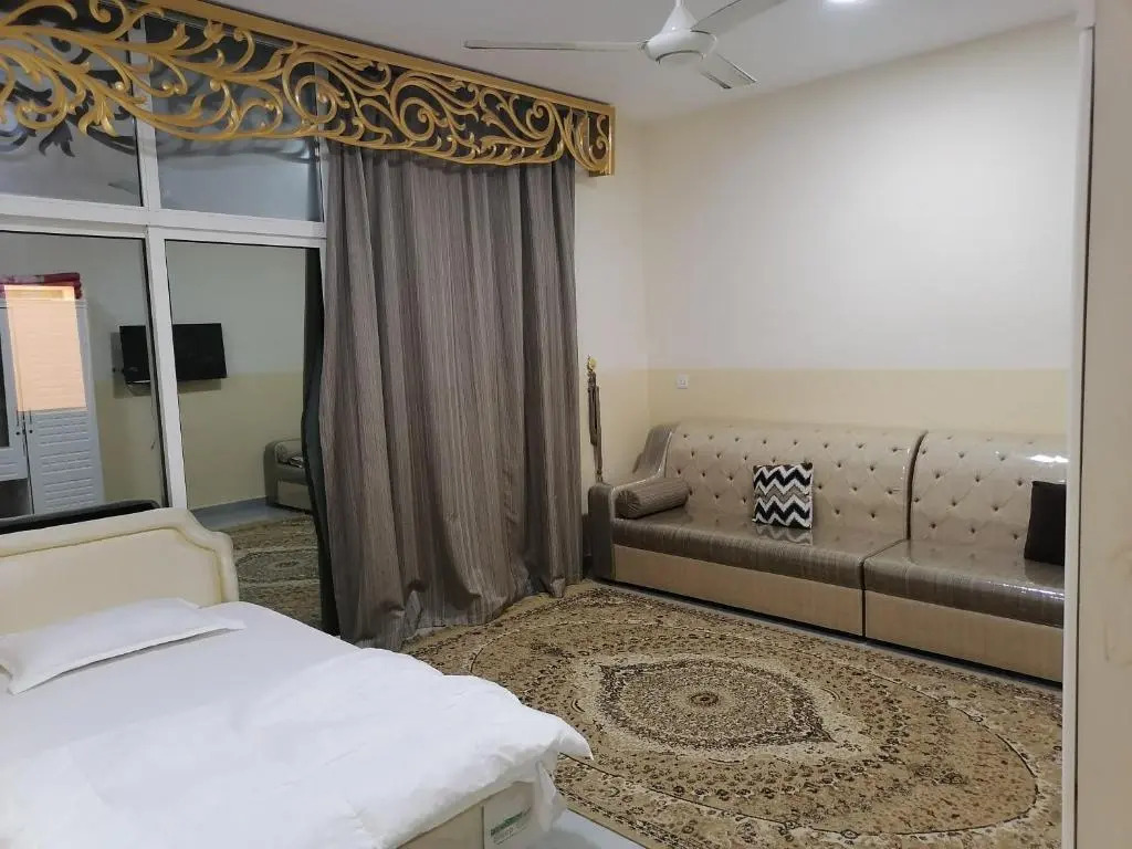 شاليهات الشاطيء beach chalets