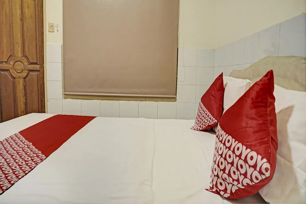 OYO 93105 Hotel Sodikin
