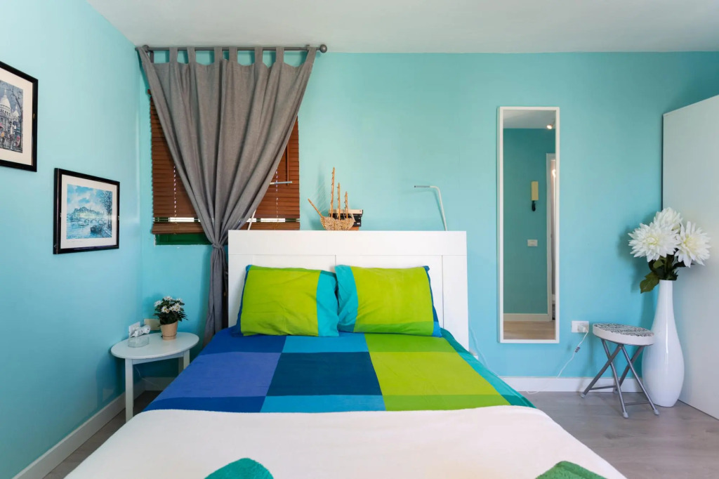 Home2Book Charming Sea Front House