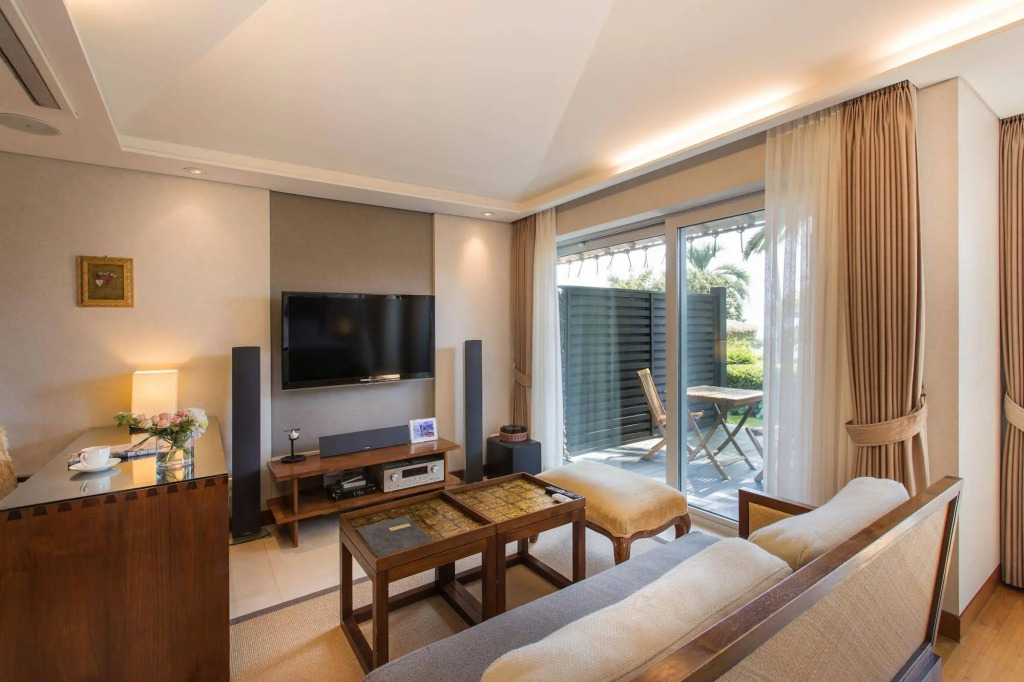 The Seaes Hotel & Resort