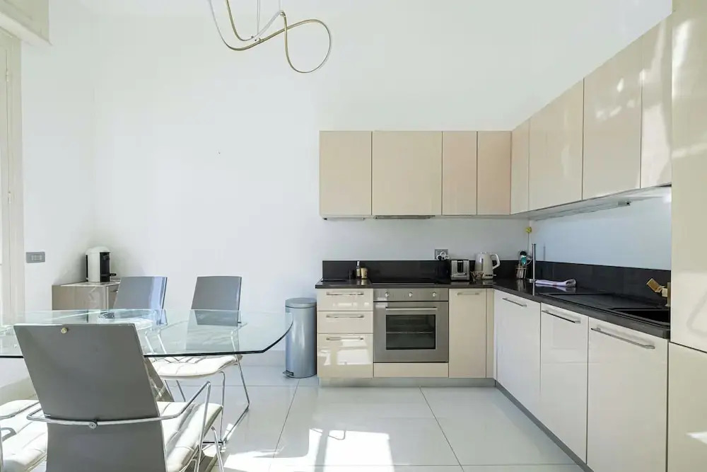 Superb 68m2 Flat With 80m2 Terrace - 2ch/4p