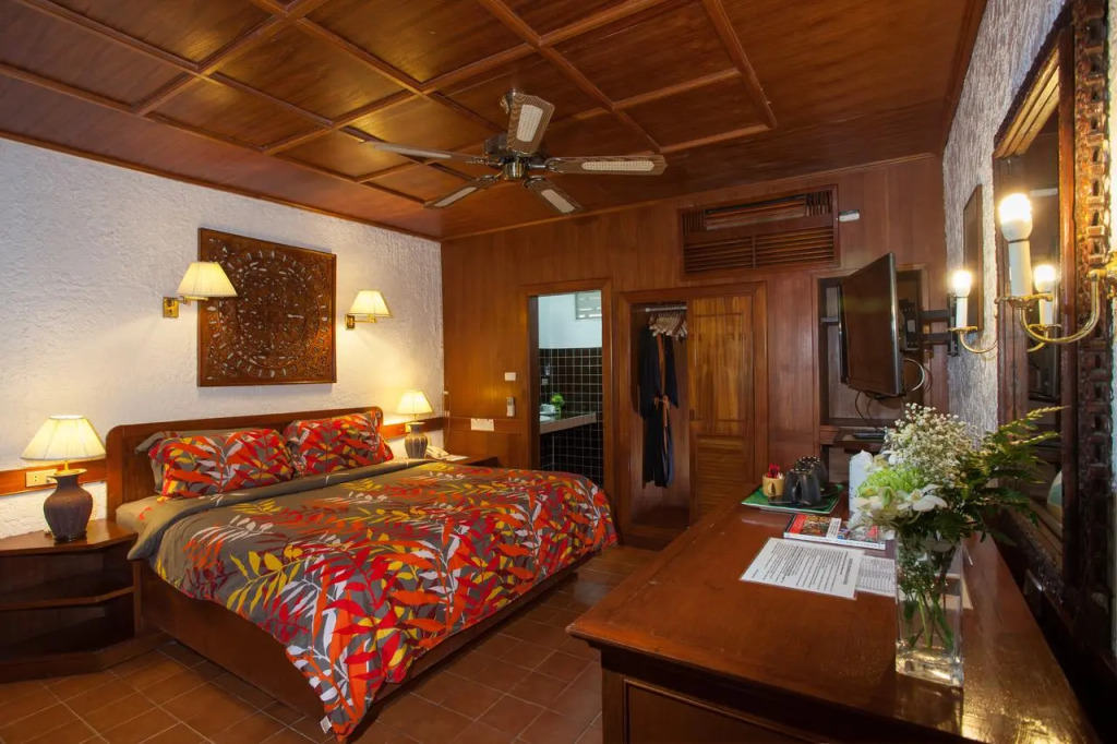 Tropica Bungalow Beach Hotel