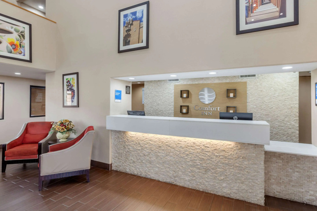 Comfort Inn Santa Fe South
