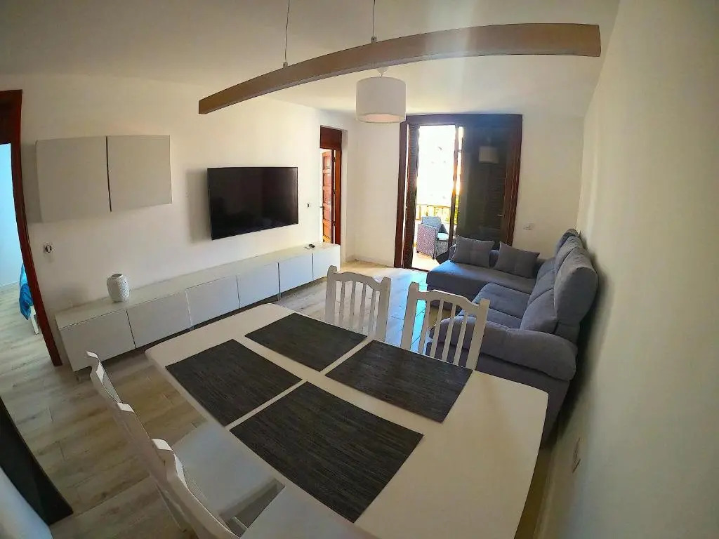 Parque Santiago I - 2 Bedroom - 1 Bathroom - Open plan living - Kitchen area - Extra large balcony - First Floor Apartment