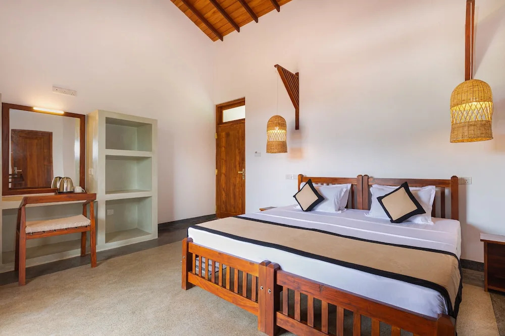 Serenity Boutique - Unawatuna
