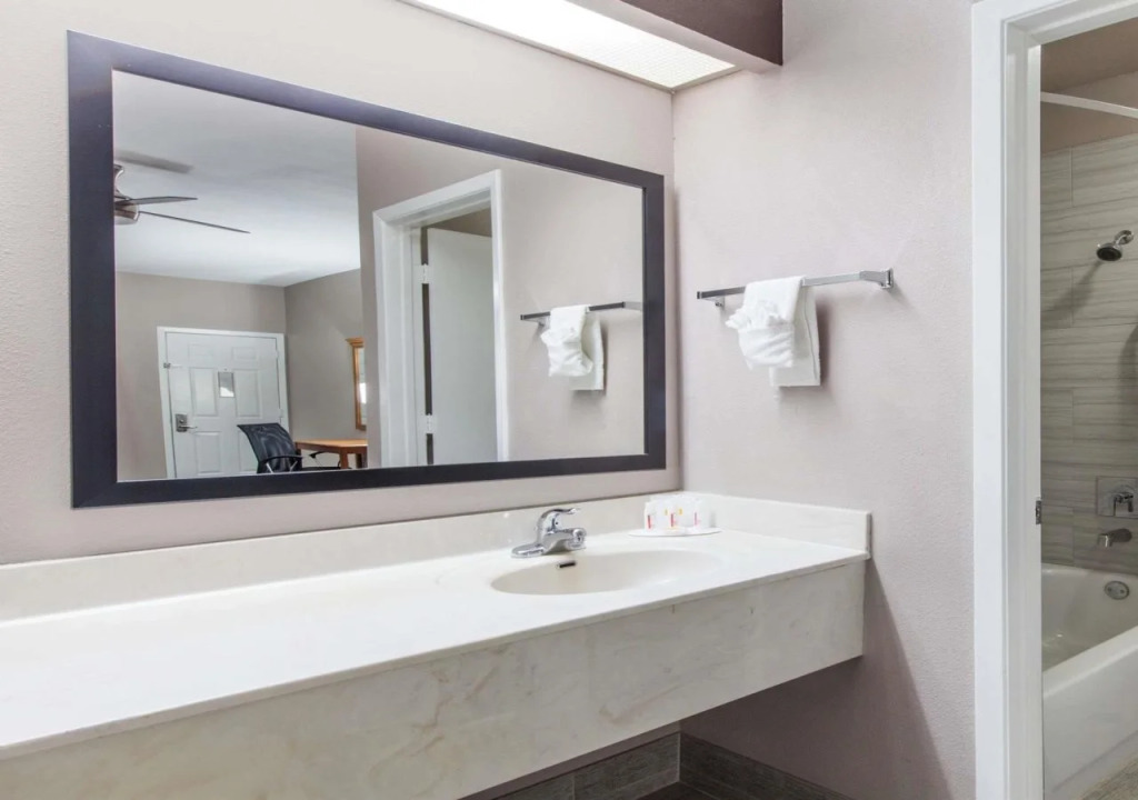 Grand Villa Inn Galleria