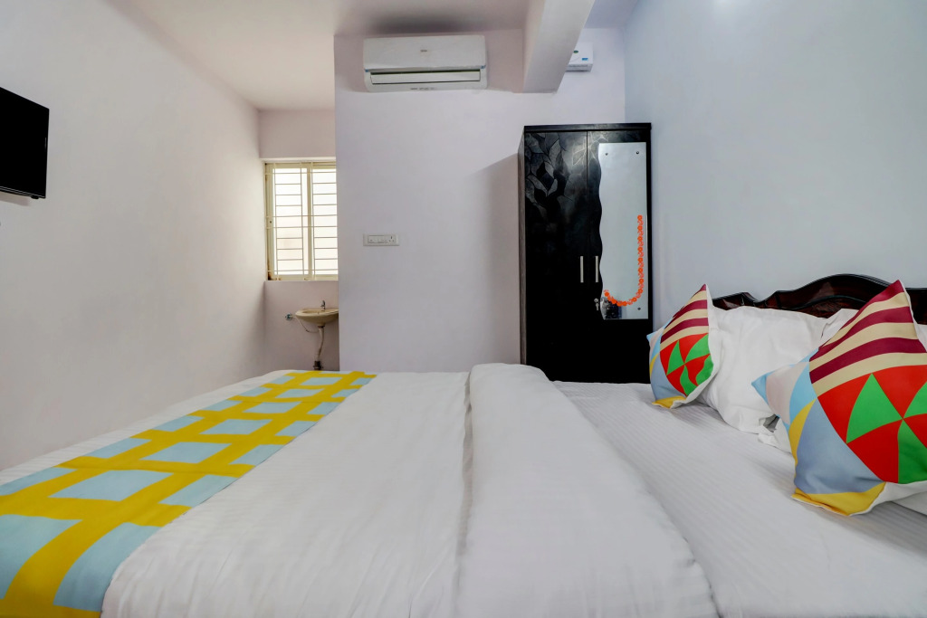 Hotel O Home Mishra Suites