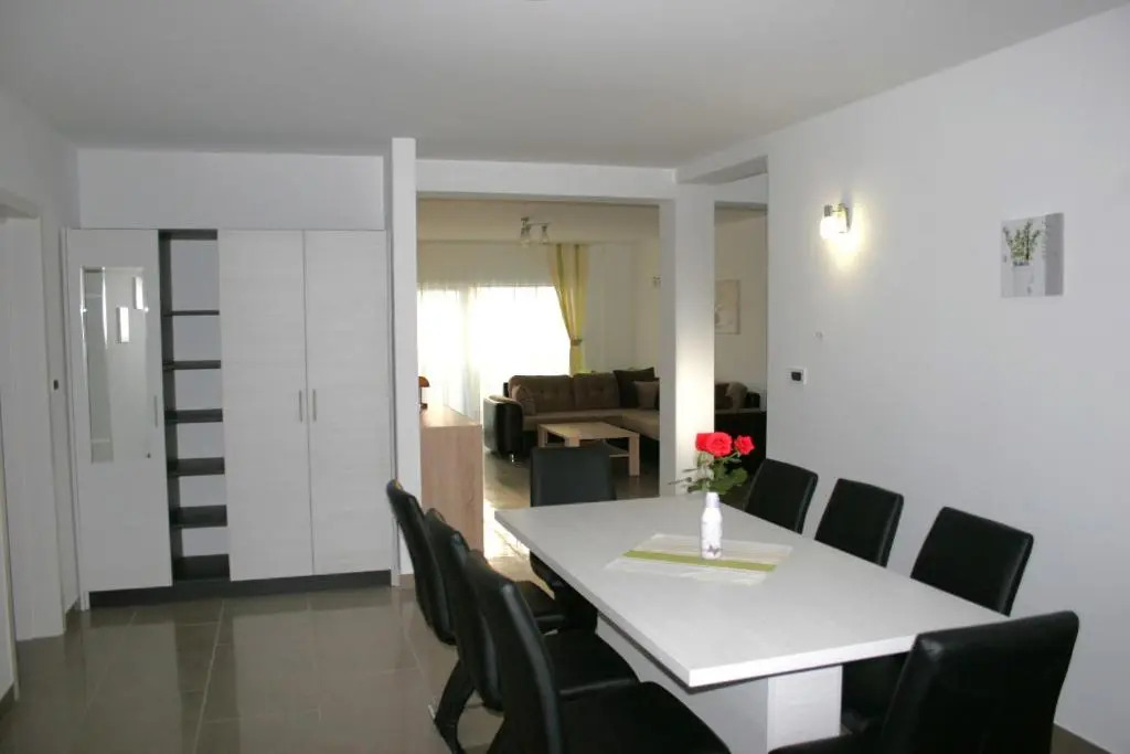 Apartments Maslina