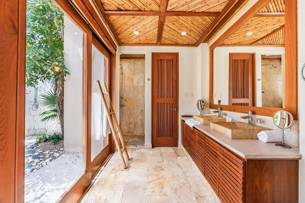 Rustic Private Bungalow at Green Village w Picuzzi Included