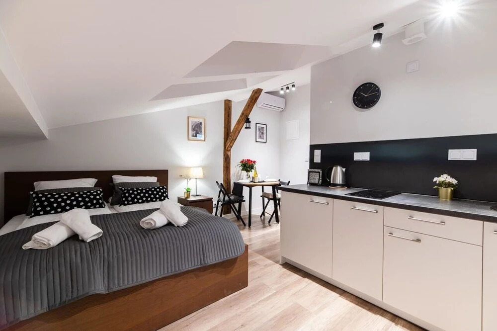 DIETLA 99 APARTMENTS - IDEAL LOCATION - in the heart of Krakow