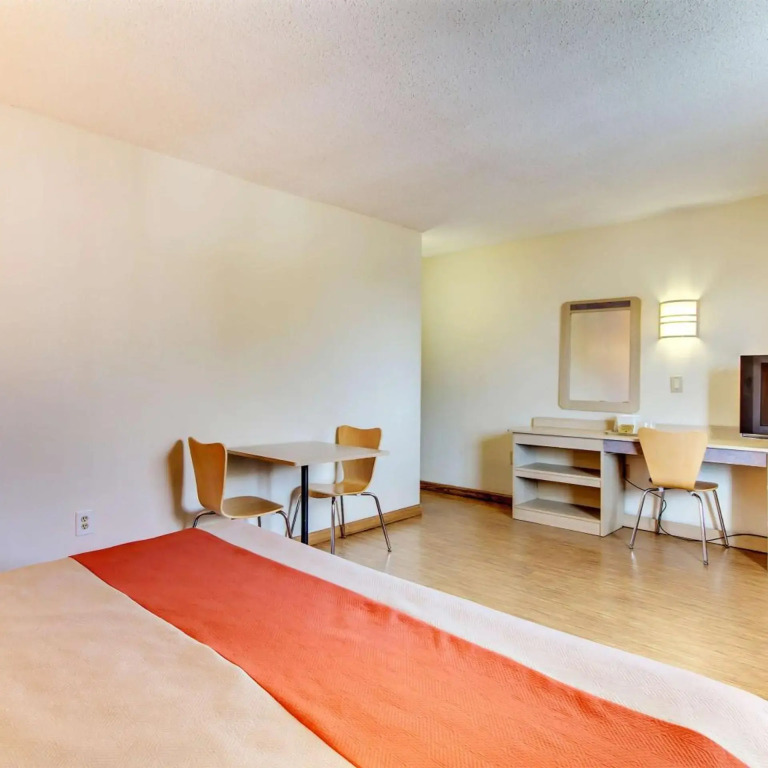 Motel 6-Washington, DC