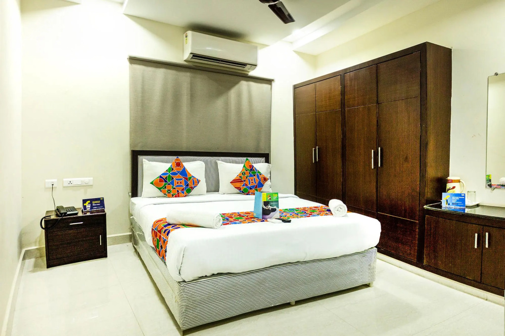 OYO 73795 Karthikeya Pride