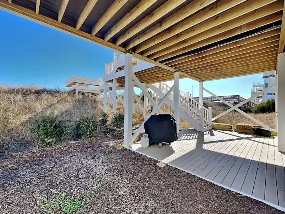 Turtle Paradise by Topsail Realty