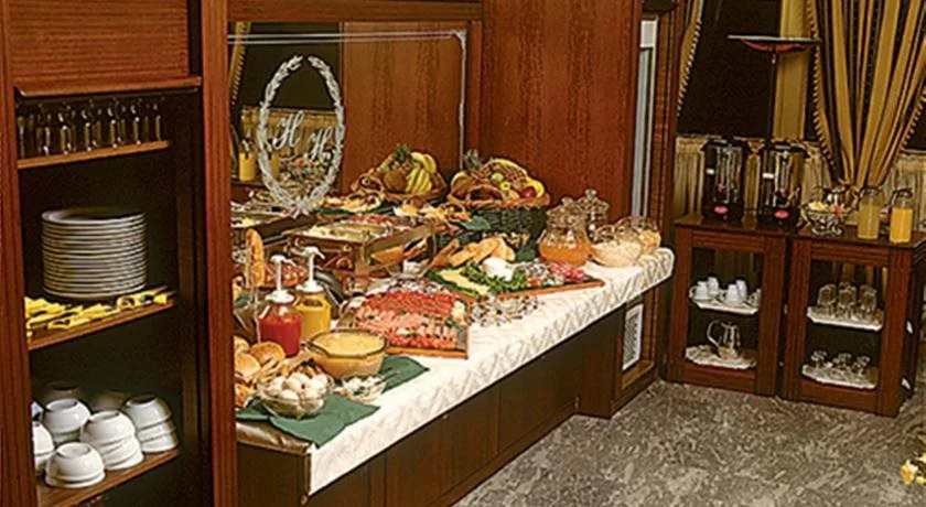 Hotel Elena