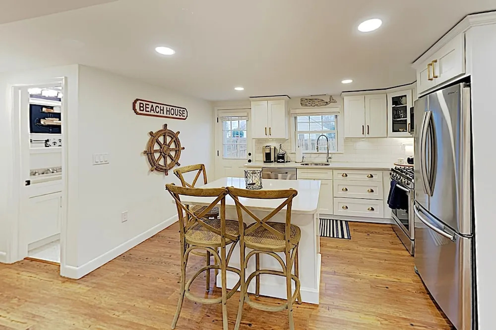 25 Falmouth - 3 Br Duplex
