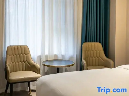 Ziting Hotel (Yanxiang Road North Exit Subway Station Branch, Xi'an Jiaotong University)