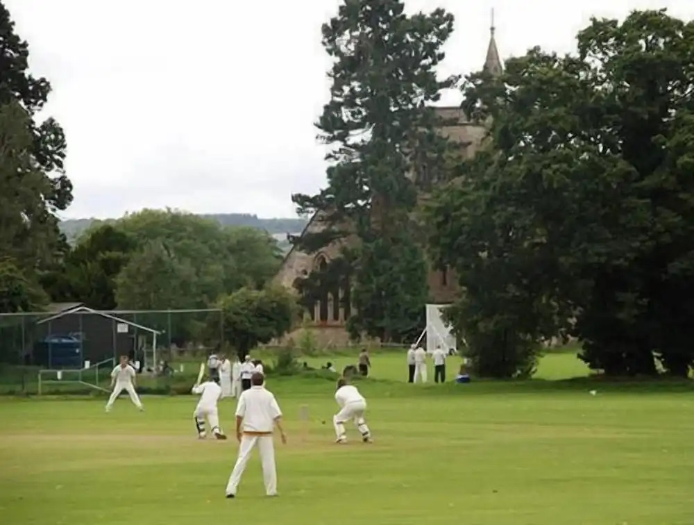 Cricket Field House