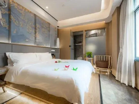 Home Inn Bai Yun Hotel (Shanghai Expo Park Sanlin store)